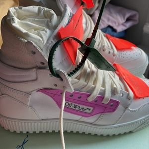 Women's Off-White Off Court 3.0 Sneaker